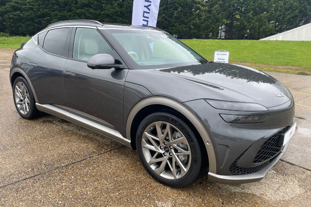 Genesis GV60